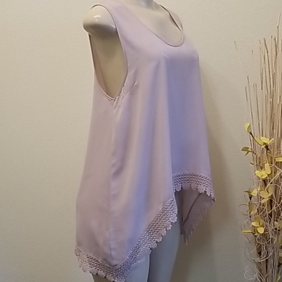 High Low Top - Picture 2 of 7